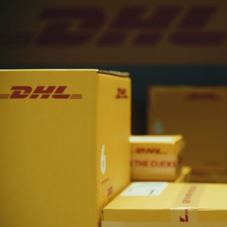 DHL